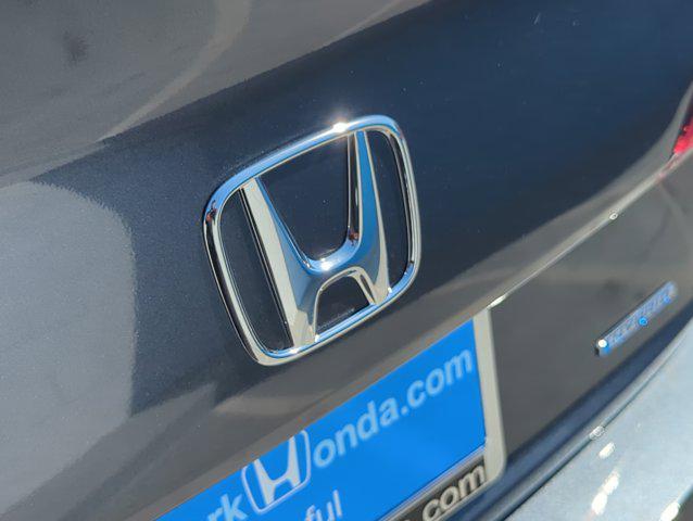 new 2025 Honda Civic Hybrid car, priced at $33,100