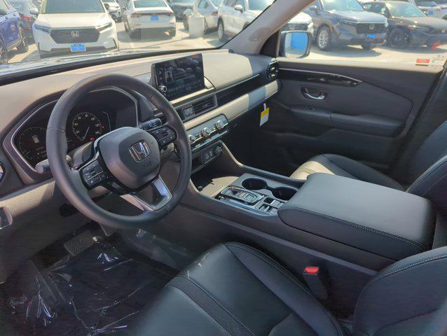 new 2025 Honda Pilot car, priced at $48,950