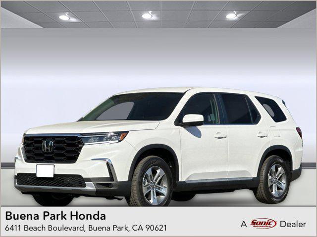 new 2025 Honda Pilot car, priced at $45,450