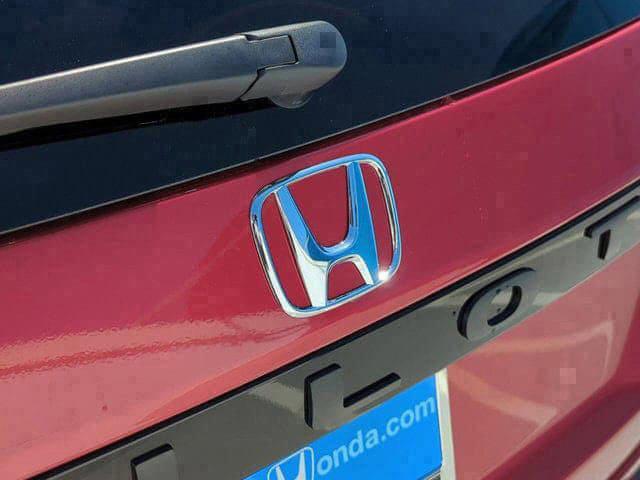 new 2025 Honda Pilot car, priced at $43,992