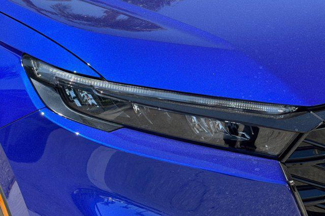 new 2025 Honda CR-V Hybrid car, priced at $37,955