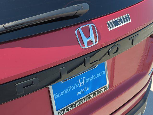 new 2025 Honda Pilot car, priced at $51,125