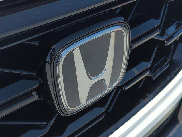 new 2025 Honda CR-V Hybrid car, priced at $38,000