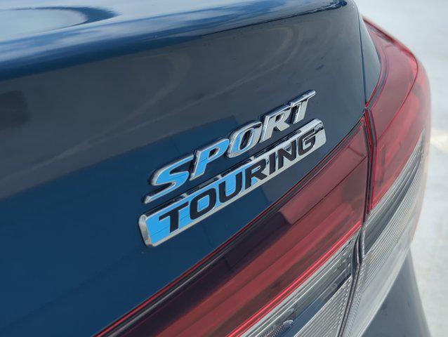 new 2025 Honda Civic Hybrid car, priced at $33,555