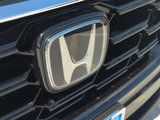 new 2025 Honda CR-V car, priced at $35,245