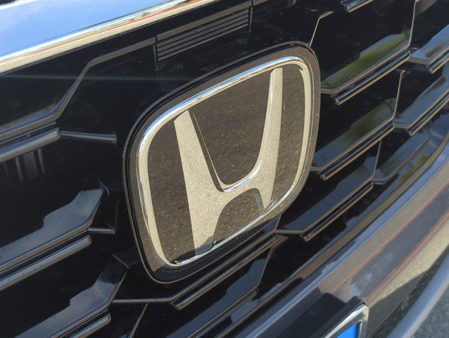 new 2025 Honda Pilot car, priced at $48,950