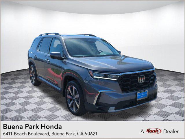 new 2025 Honda Pilot car, priced at $48,950