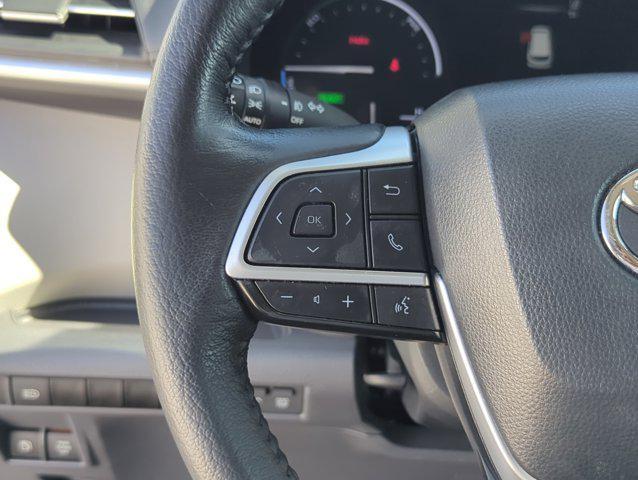 used 2023 Toyota Sienna car, priced at $39,999