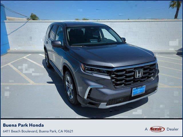 new 2025 Honda Pilot car, priced at $42,992