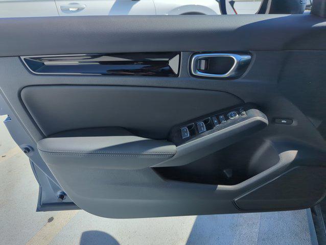 new 2025 Honda Civic Hybrid car, priced at $33,555