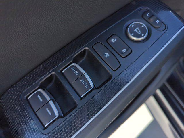 new 2025 Honda Civic Hybrid car, priced at $33,100
