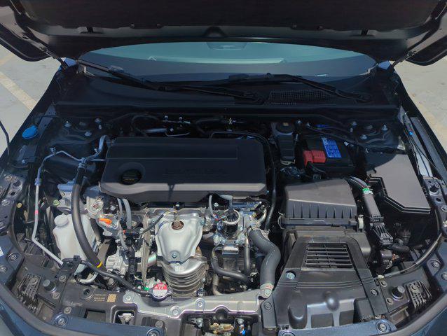 new 2025 Honda Civic Hybrid car, priced at $30,100