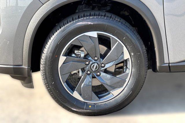 used 2024 Nissan Rogue car, priced at $18,396