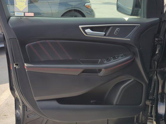 used 2024 Ford Edge car, priced at $28,697