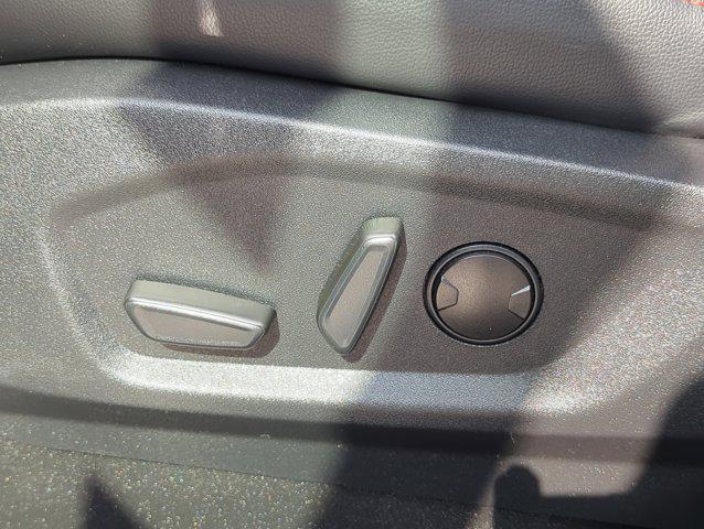 used 2024 Ford Edge car, priced at $28,697