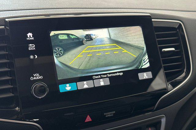 used 2021 Honda Pilot car, priced at $26,999