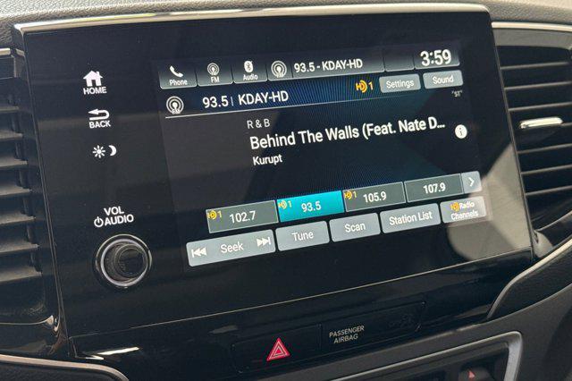 used 2021 Honda Pilot car, priced at $26,999