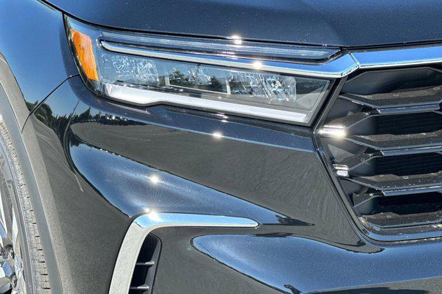 new 2025 Honda Pilot car, priced at $51,095