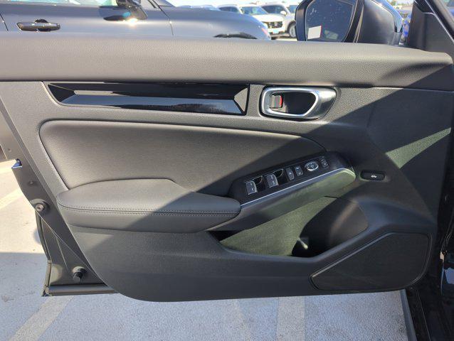 new 2025 Honda Civic Hybrid car, priced at $33,100