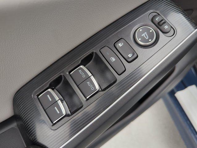 new 2025 Honda Civic Hybrid car, priced at $33,555