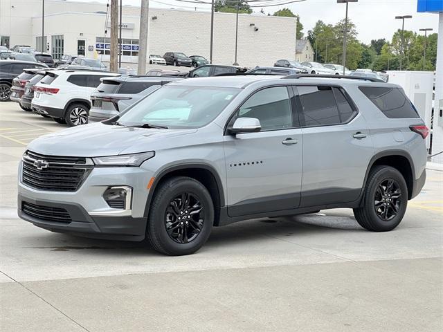 used 2023 Chevrolet Traverse car, priced at $33,495