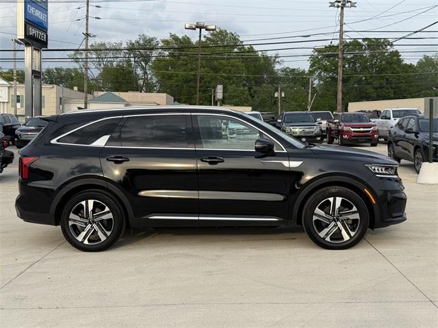 used 2022 Kia Sorento Hybrid car, priced at $30,057