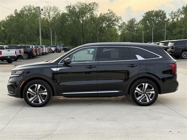 used 2022 Kia Sorento Hybrid car, priced at $30,057