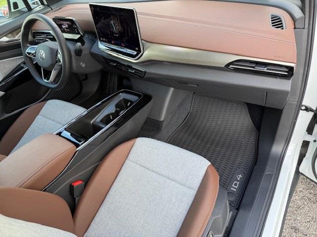 new 2025 Volkswagen ID.4 car