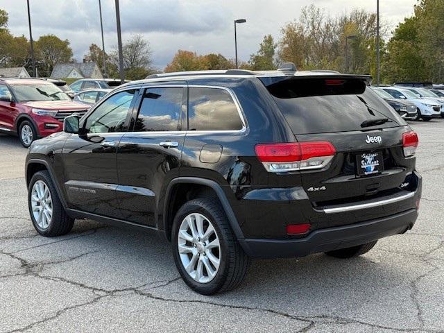 used 2017 Jeep Grand Cherokee car, priced at $17,995