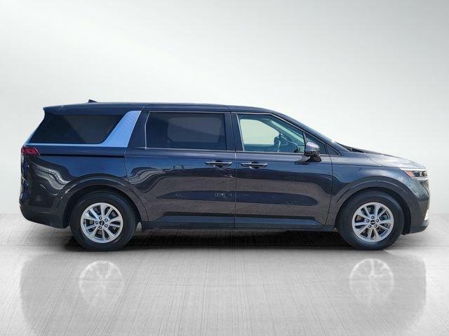 used 2024 Kia Carnival car, priced at $32,991