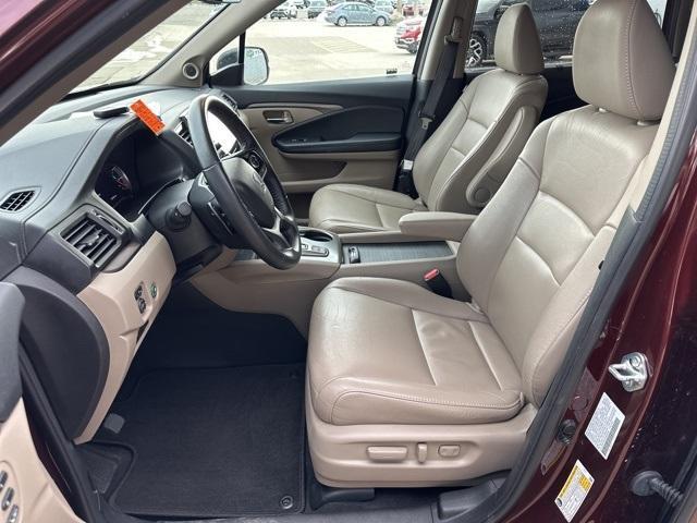 used 2022 Honda Pilot car, priced at $27,793
