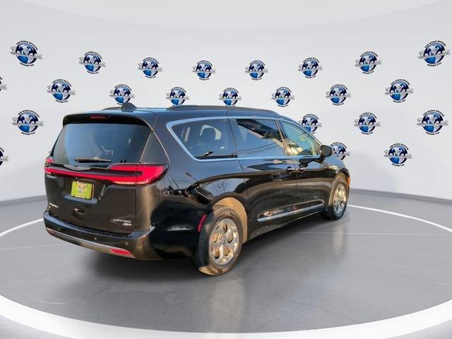 used 2023 Chrysler Pacifica car, priced at $39,495