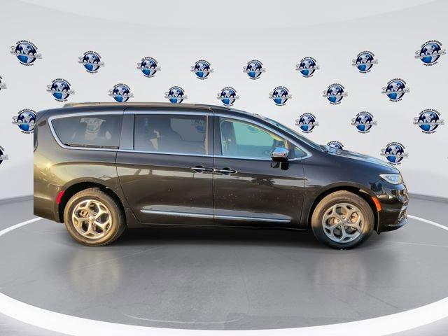 used 2023 Chrysler Pacifica car, priced at $39,495