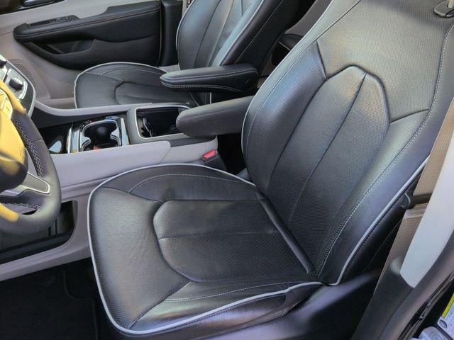 used 2023 Chrysler Pacifica car, priced at $39,495
