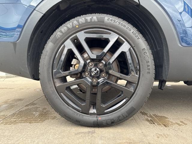 used 2024 Kia Telluride car, priced at $42,128