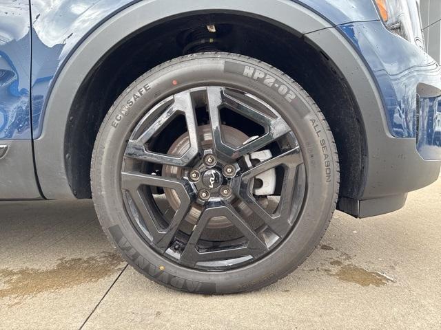 used 2024 Kia Telluride car, priced at $42,128