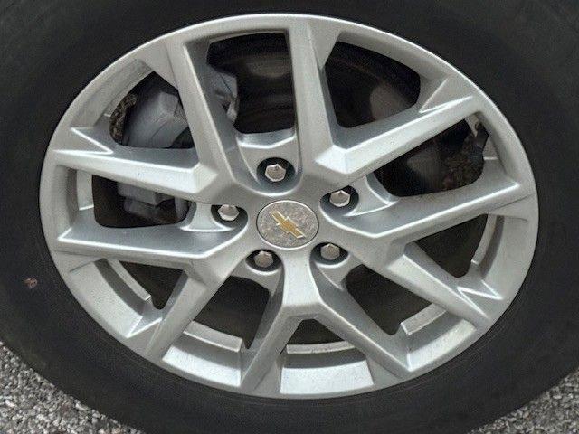 used 2023 Chevrolet Equinox car, priced at $20,995