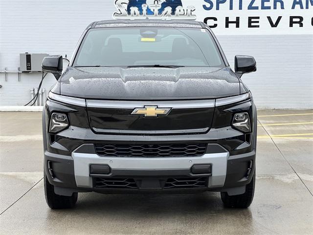 new 2025 Chevrolet Silverado EV car, priced at $76,480