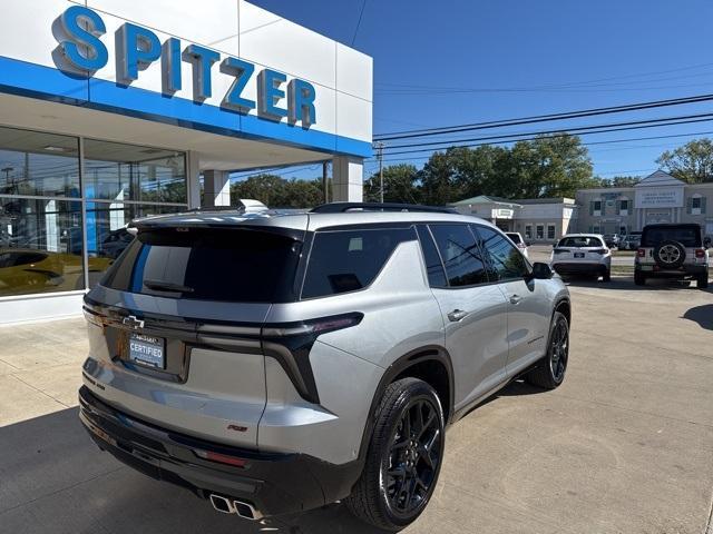 used 2024 Chevrolet Traverse car, priced at $50,995