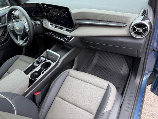new 2026 Chevrolet Equinox car, priced at $33,580