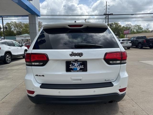 used 2016 Jeep Grand Cherokee car, priced at $16,356