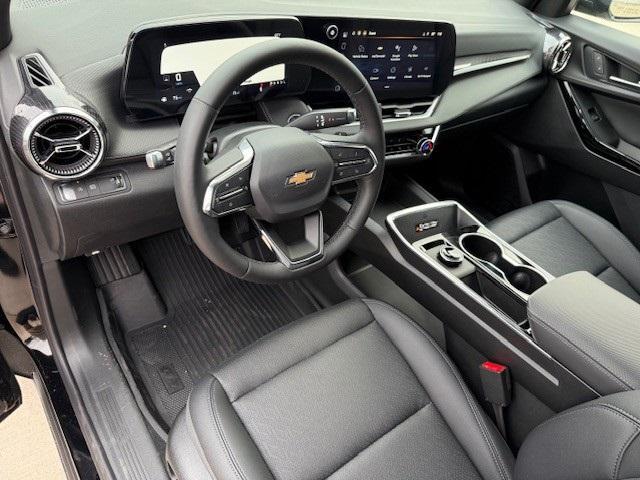 new 2026 Chevrolet Equinox car, priced at $33,435