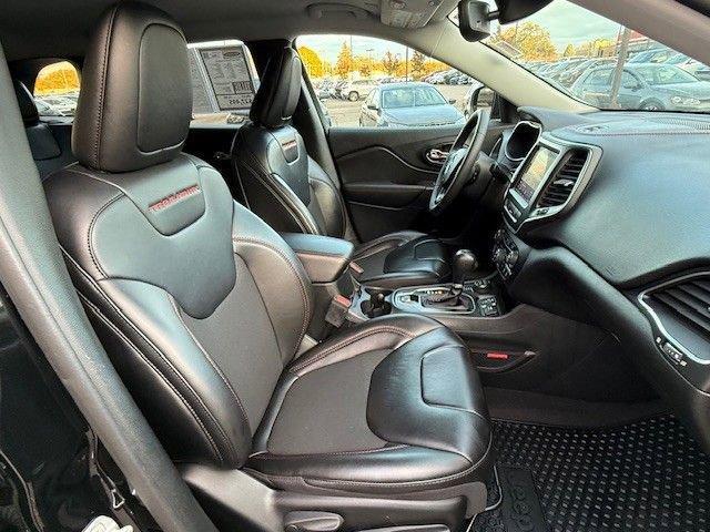 used 2023 Jeep Cherokee car, priced at $26,995