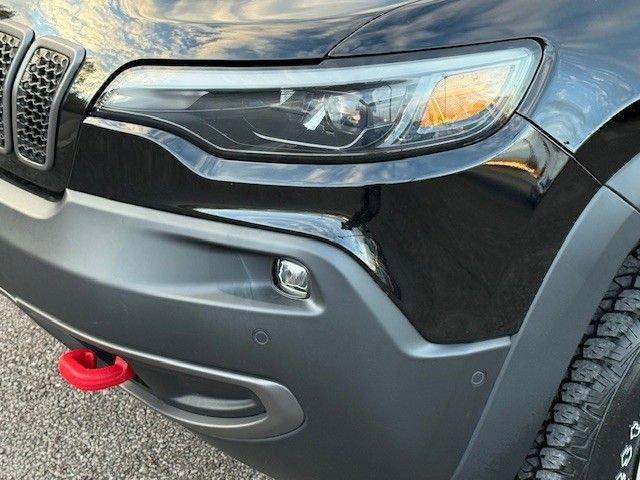 used 2023 Jeep Cherokee car, priced at $26,995