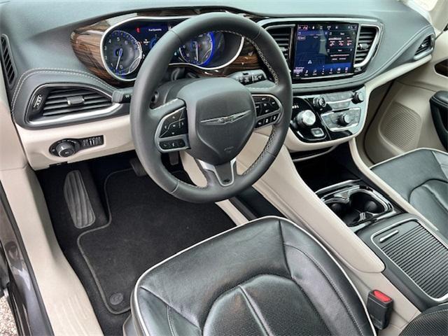 used 2023 Chrysler Pacifica car, priced at $27,843