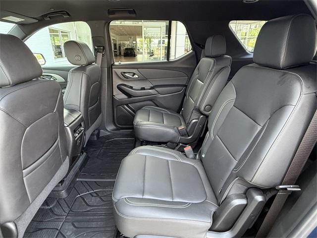 used 2023 Chevrolet Traverse car, priced at $35,497