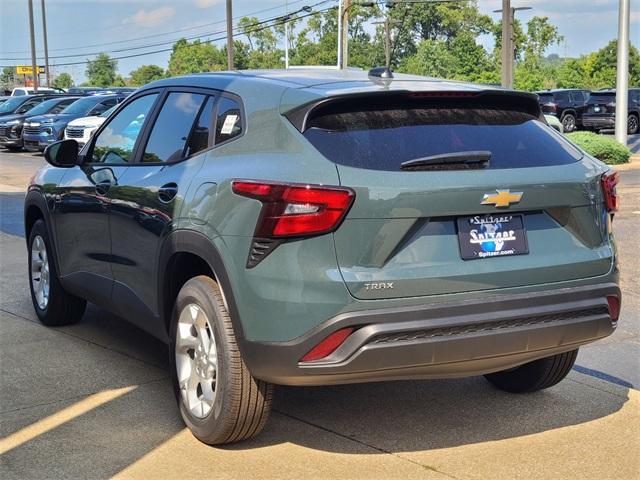 new 2025 Chevrolet Trax car, priced at $22,890
