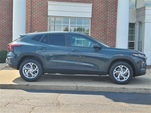 new 2025 Chevrolet Trax car, priced at $22,890