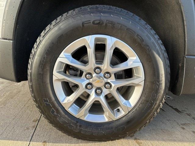 used 2021 Chevrolet Traverse car, priced at $23,995