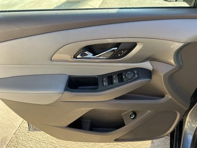 used 2021 Chevrolet Traverse car, priced at $23,995